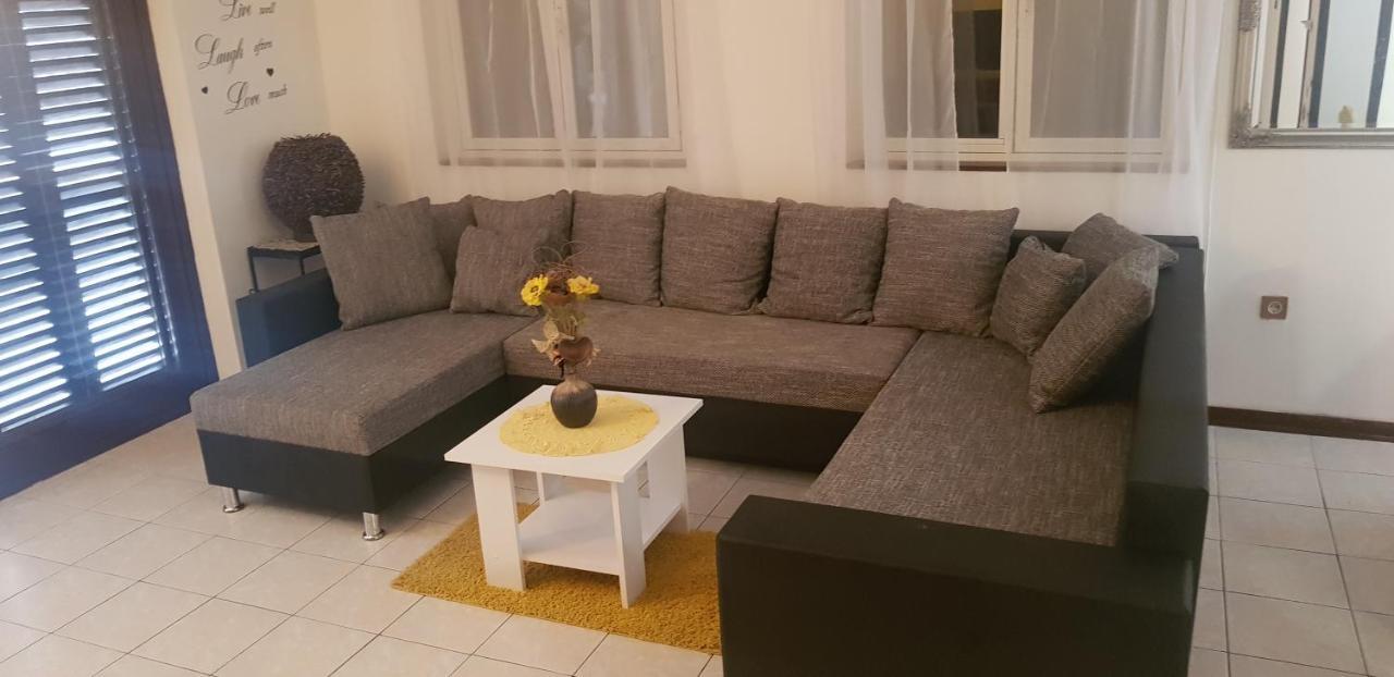 Apartments Petra Tribalj Zewnętrze zdjęcie